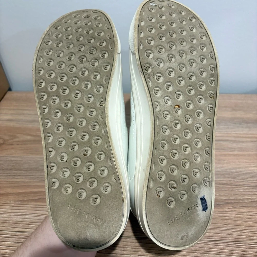Tretorn Ladies Hopper White Sneakers size 8.5‎